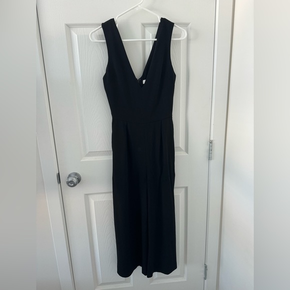 ❣️SOLD❣️Aritzia Babaton Marcus Black Jumpsuit Size 2 - Picture 7 of 10